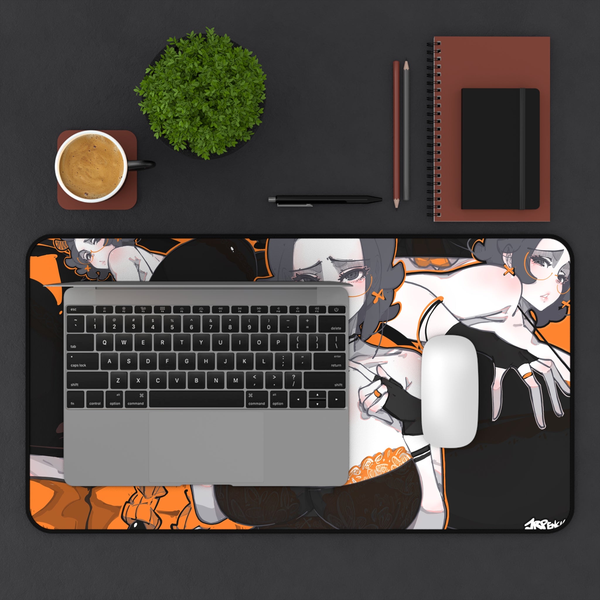 3104 - 橙壁纸 / orange wallpaper v1 Desk Mat