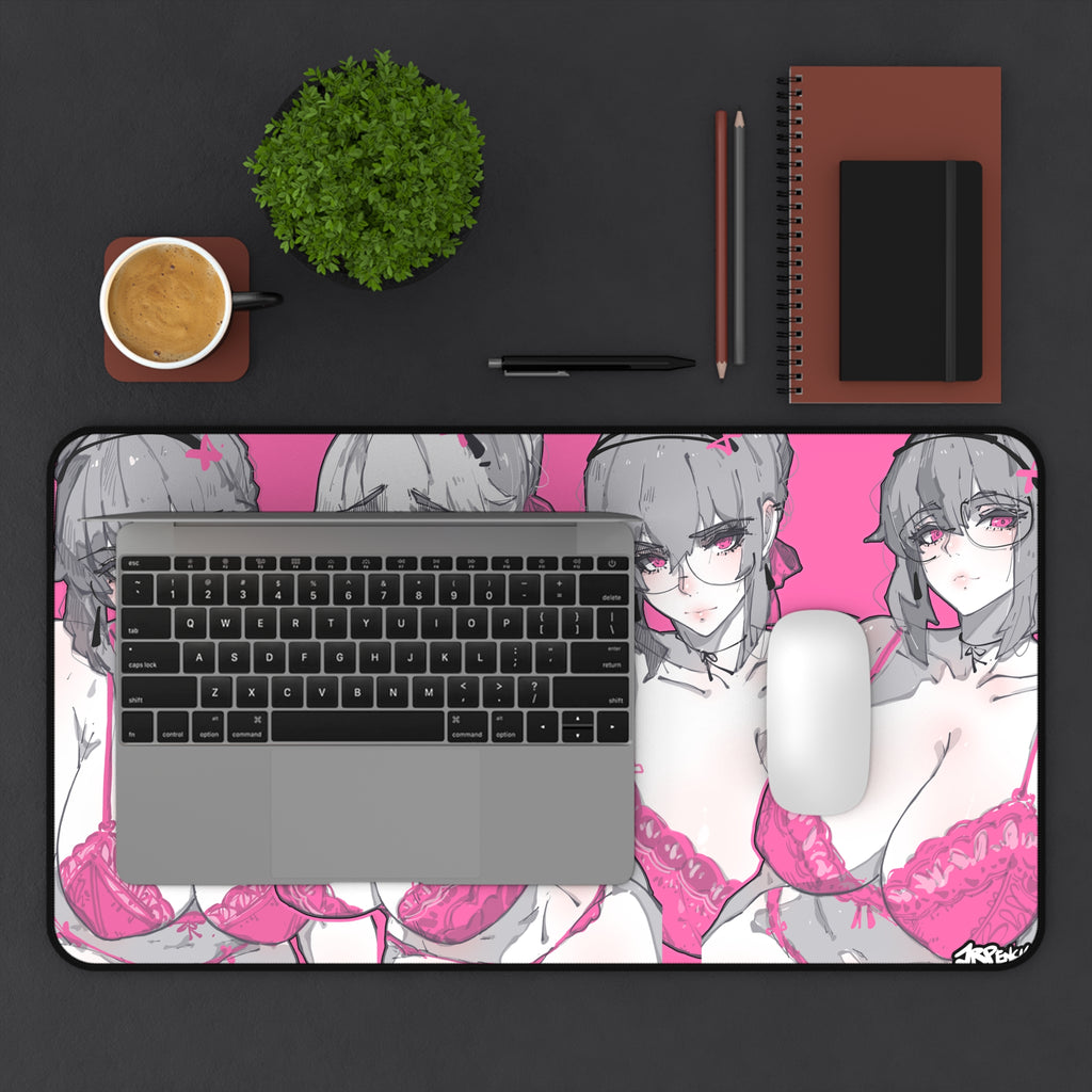 3264 - 粉壁纸 / pink wallpaper v2 Desk Mat