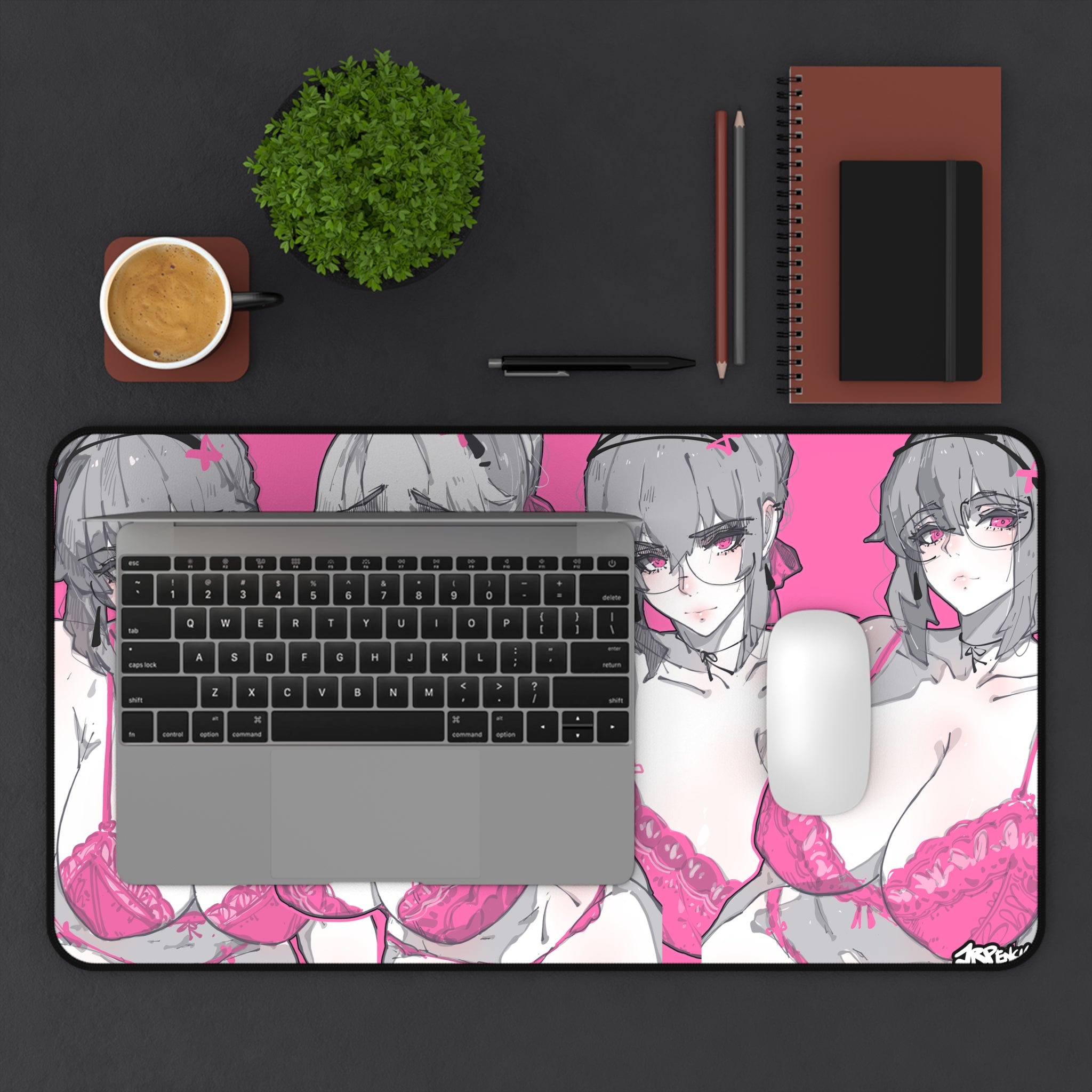 3264 - 粉壁纸 / pink wallpaper v2 Desk Mat