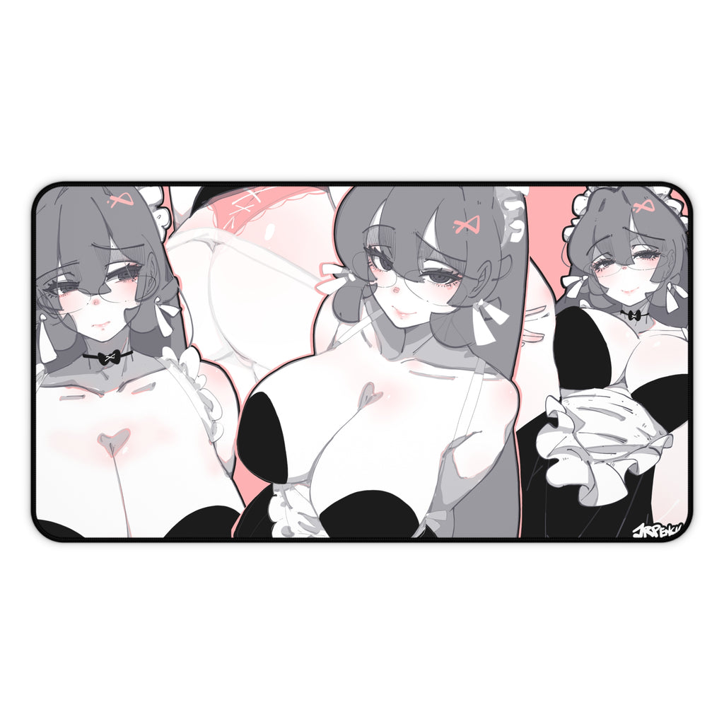 3111 - 粉壁纸 / pink wallpaper v1 Desk Mat