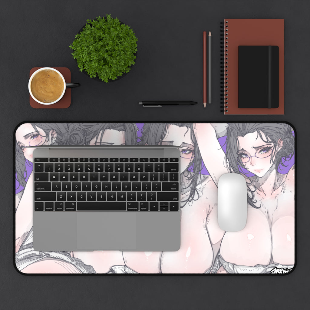 3324 - 紫壁纸/ purple wallpaper v1 Desk Mat