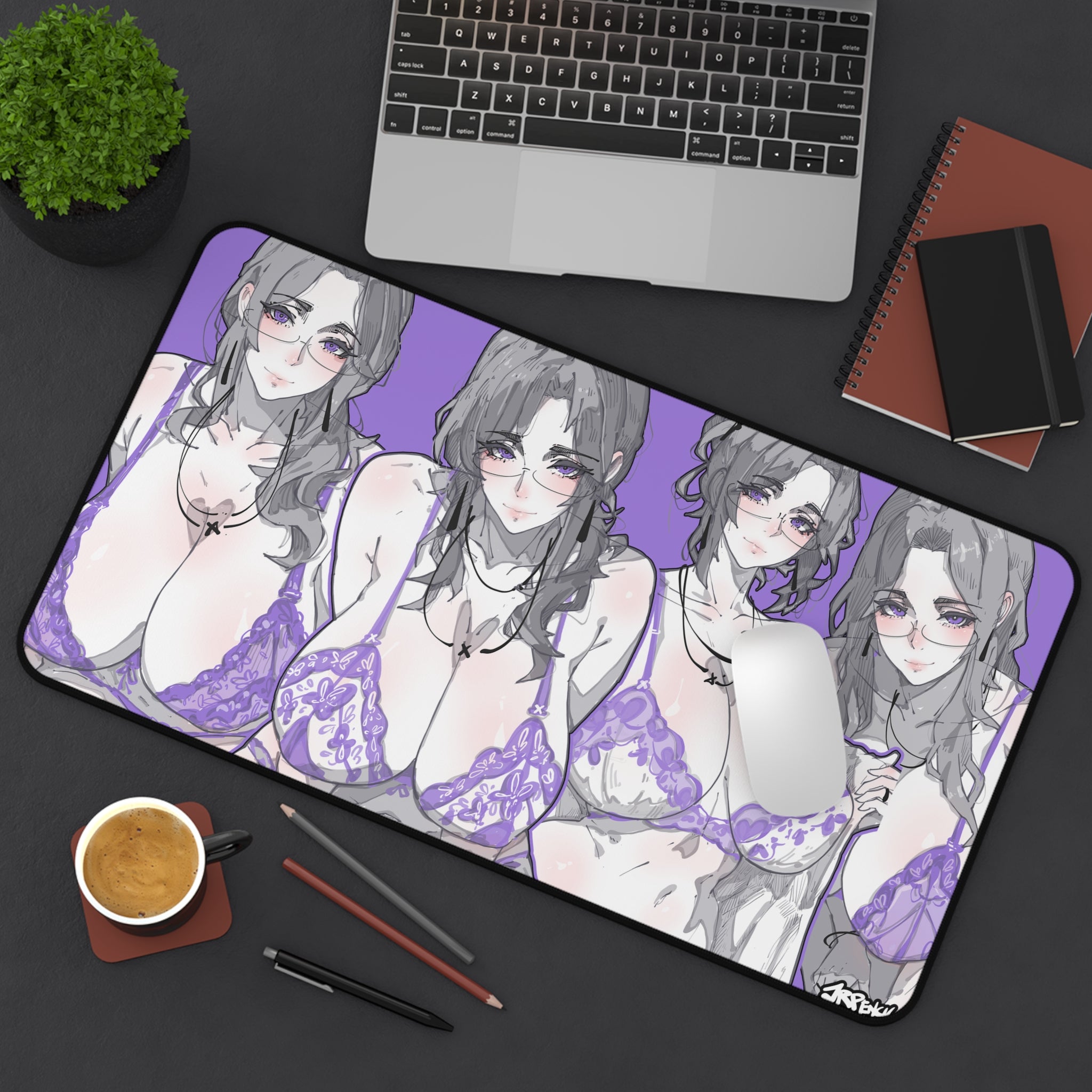 3268 - 紫壁纸 / purple wallpaper v2 Desk Mat