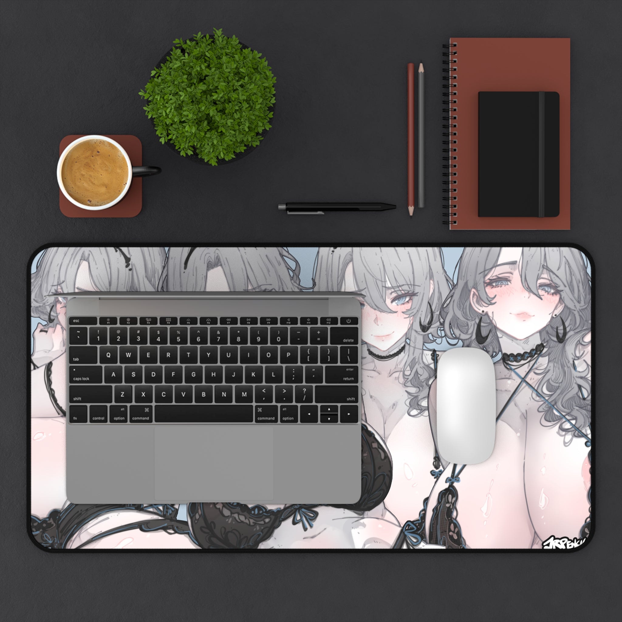 3350 - 蓝壁纸/ blue wallpaper v2 Desk Mat
