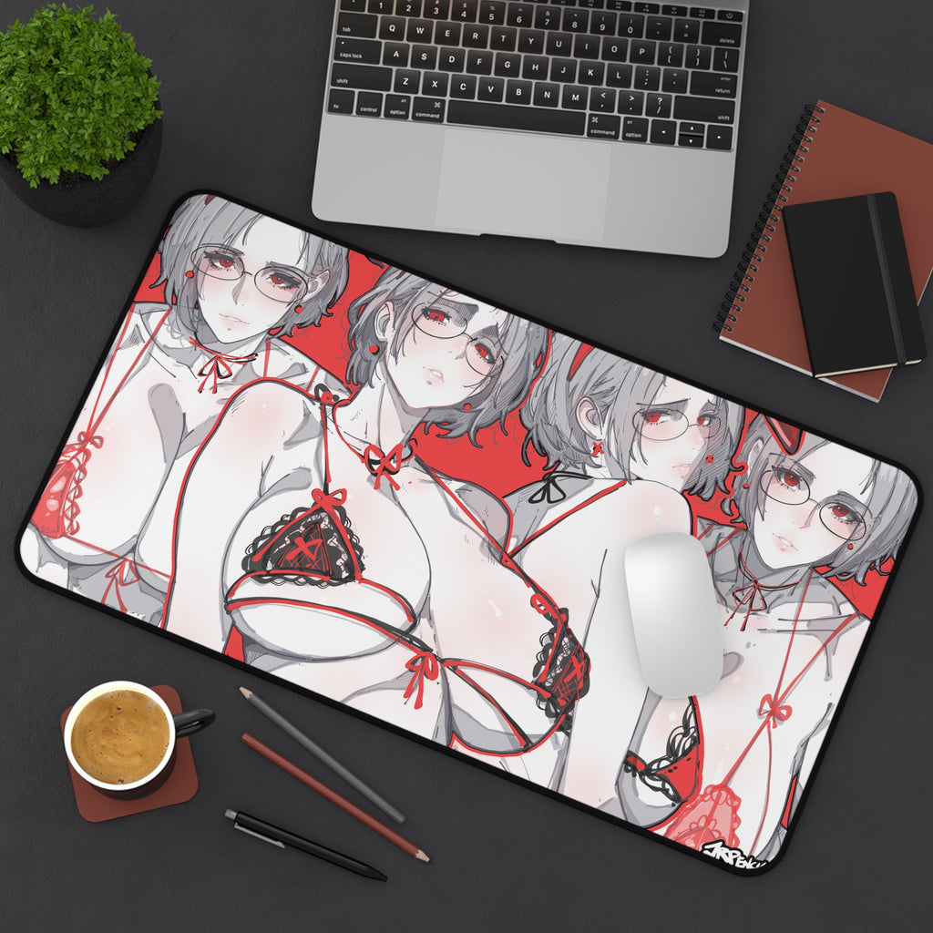 3303 - 红壁纸 / red wallpaper v2 Desk Mat