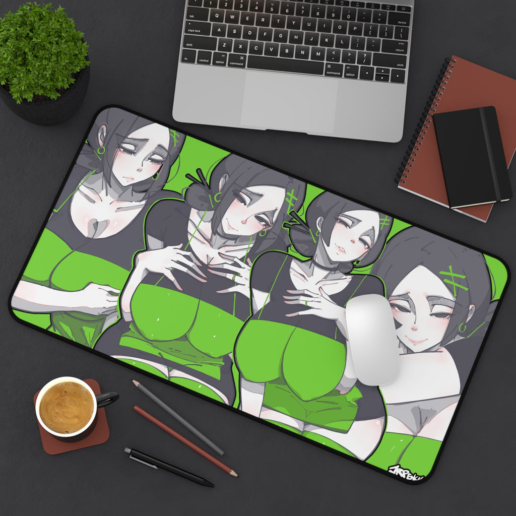 3099 - 绿壁纸 / green wallpaper v1 Desk Mat