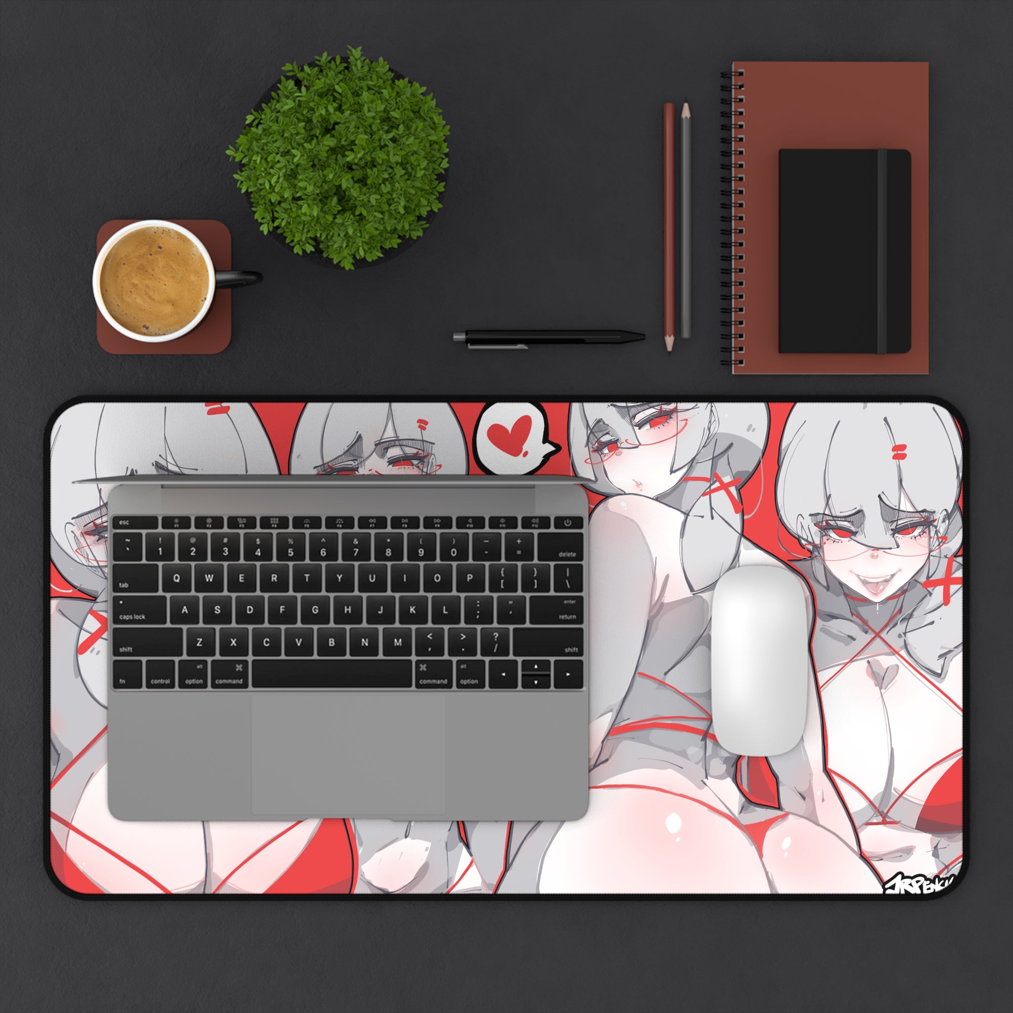 3154 - 红壁纸 / red wallpaper v2 Desk Mat