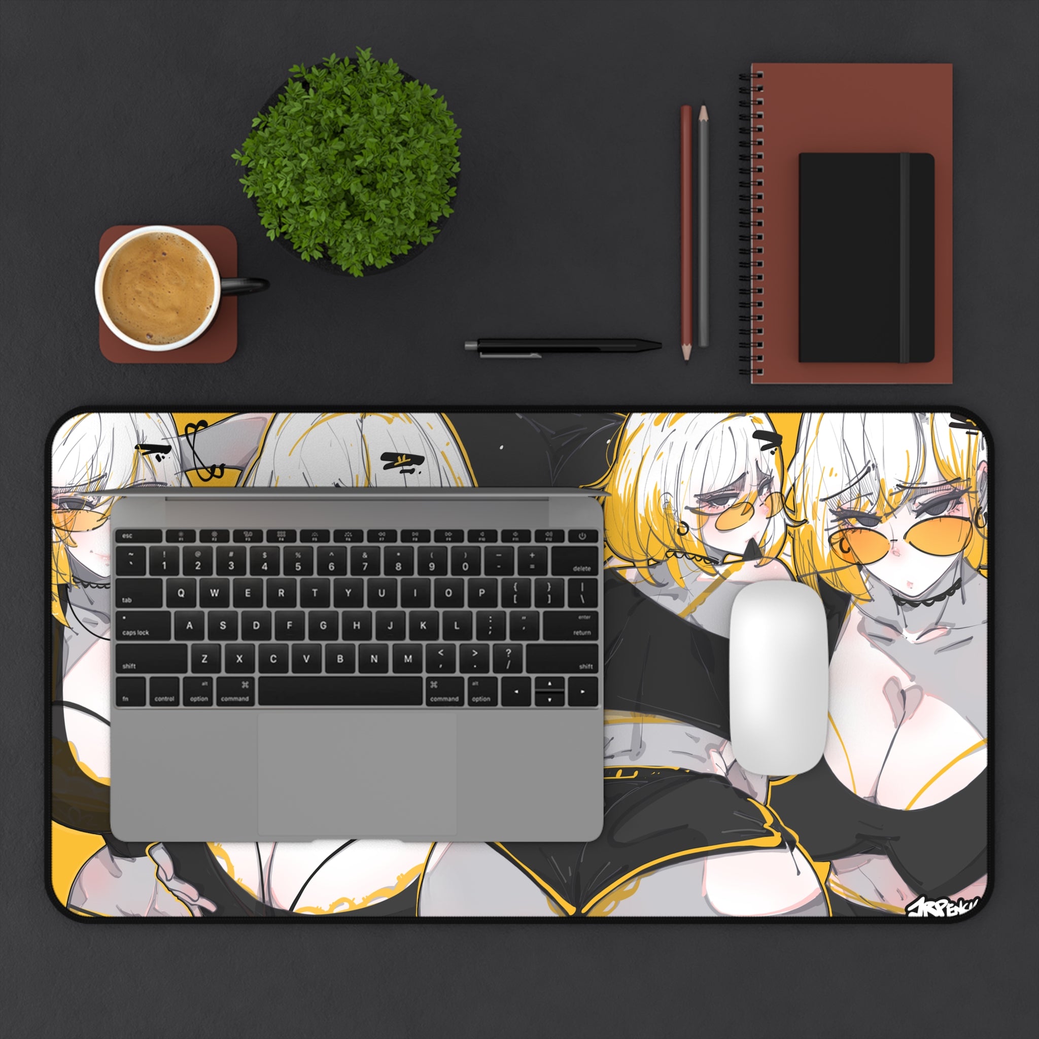 3172 - 黄壁纸 / yellow wallpaper v1 Desk Mat