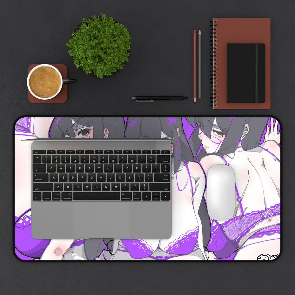 3123 - 紫壁纸 / purple wallpaper v2 Desk Mat