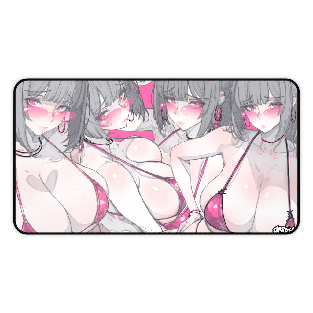 3340 - 粉壁纸 / pink wallpaper v1 Desk Mat