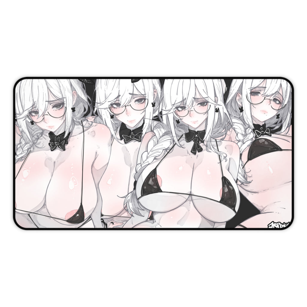 3334 - 黑 / black v2 Desk Mat