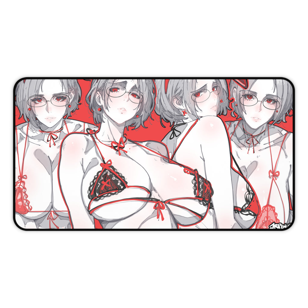 3303 - 红壁纸 / red wallpaper v2 Desk Mat