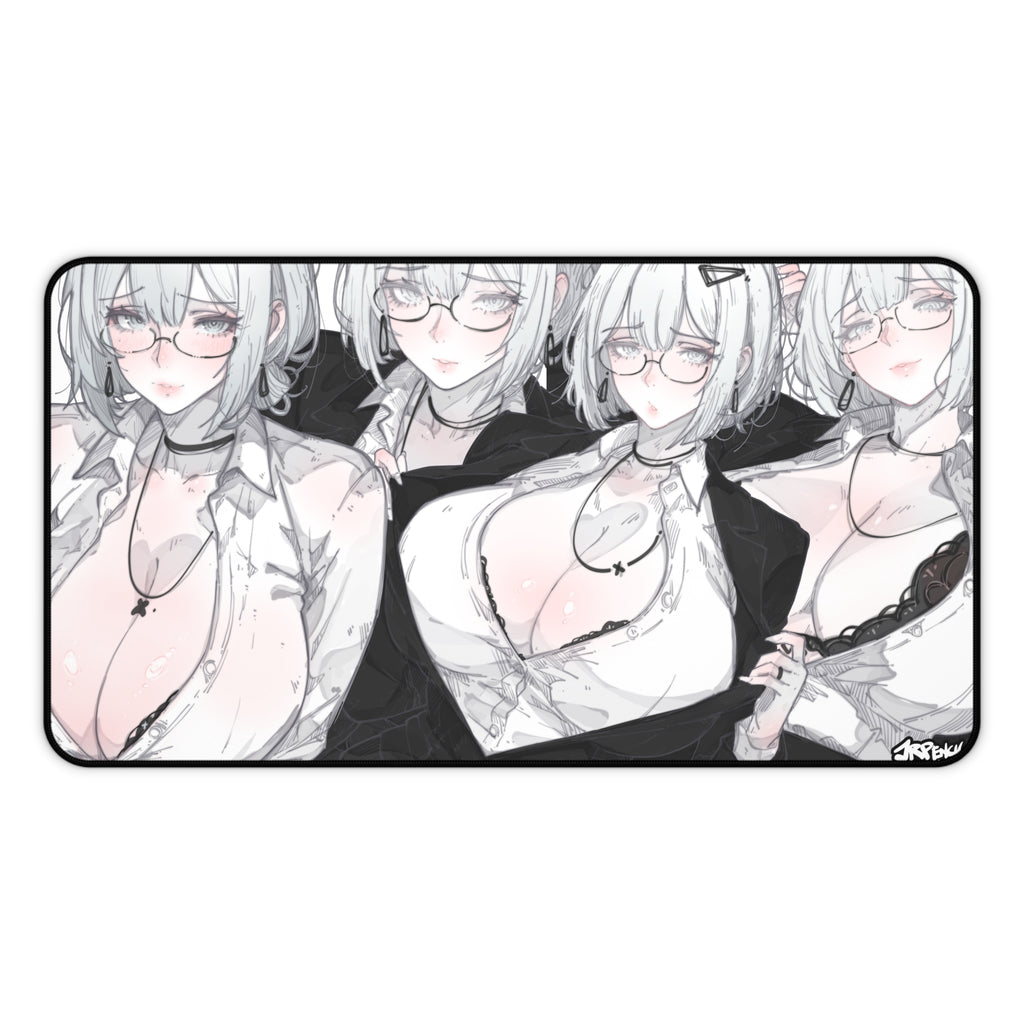 3345 - 灰壁纸/ grey wallpaper v1 Desk Mat