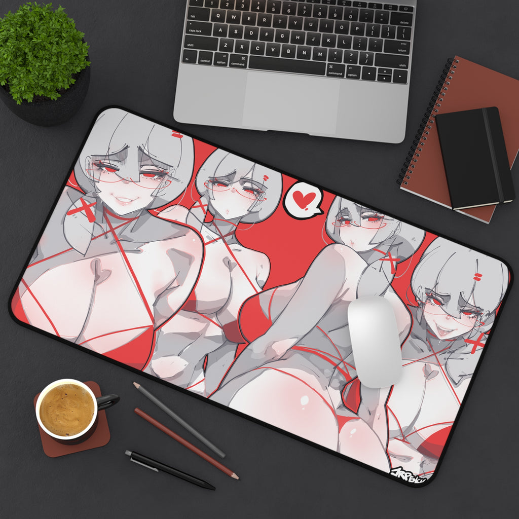 3154 - 红壁纸 / red wallpaper v2 Desk Mat