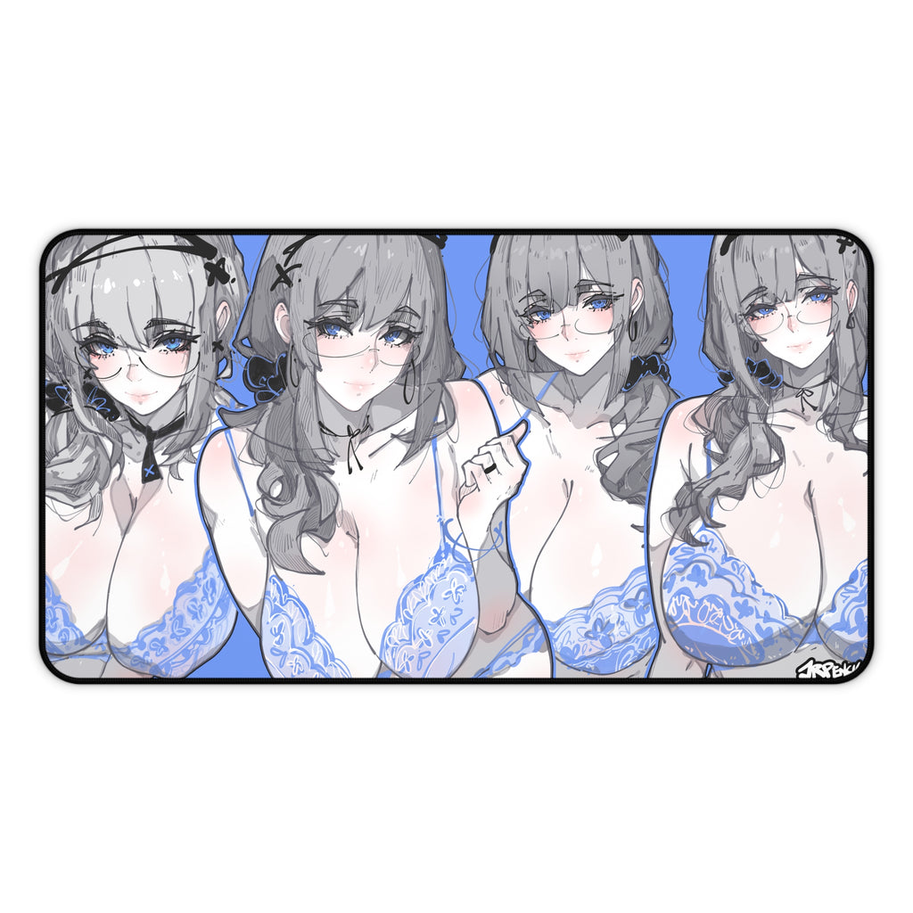 3273 - 蓝壁纸 / blue wallpaper v2 Desk Mat