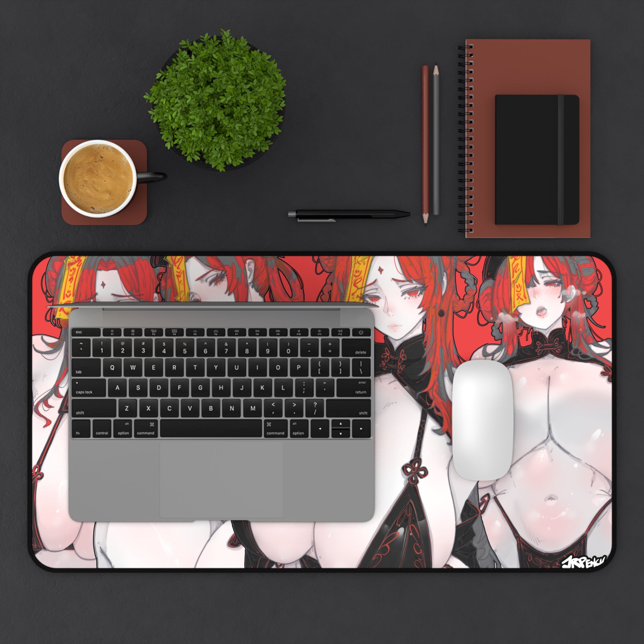3370 - 红壁纸 / red wallpaper v1 Desk Mat