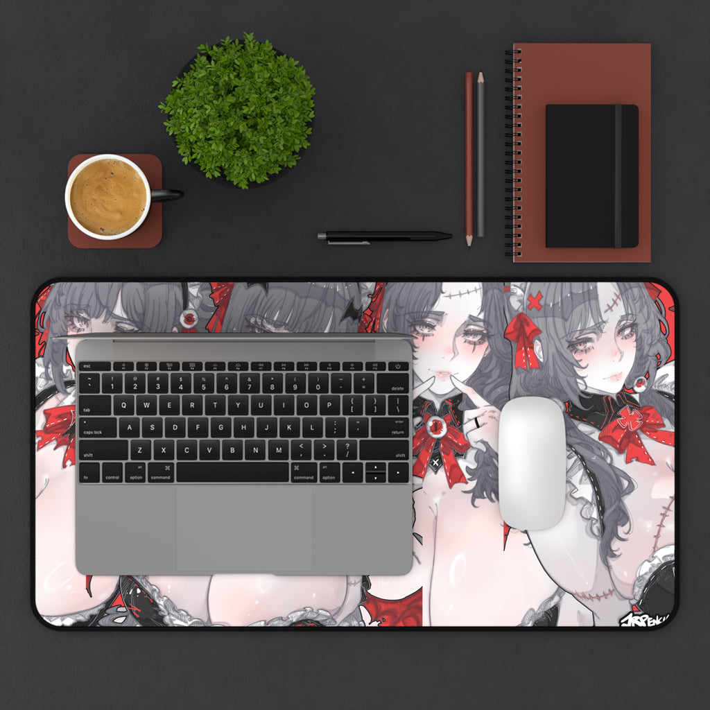 3420 - 红壁纸 / Red Wallpaper v1 Desk Mat