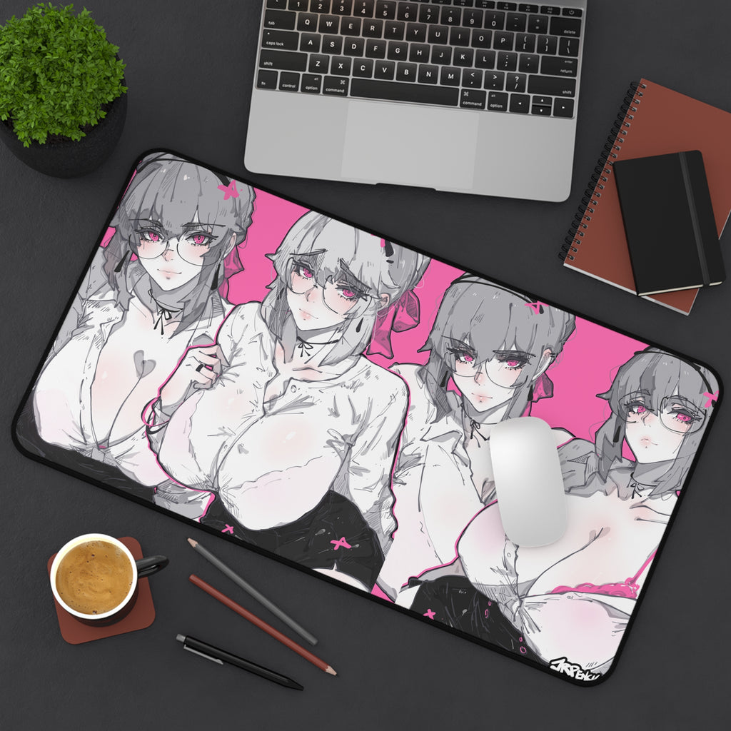 3264 - 粉壁纸 / pink wallpaper v1 Desk Mat