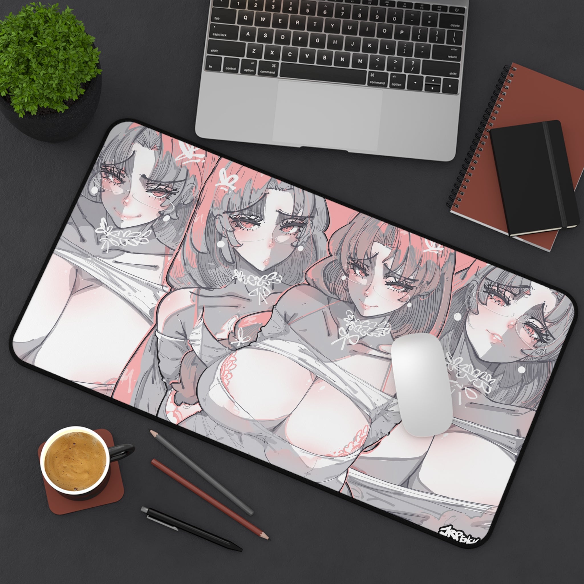 3222 - 粉壁纸 / pink wallpaper v1 Desk Mat