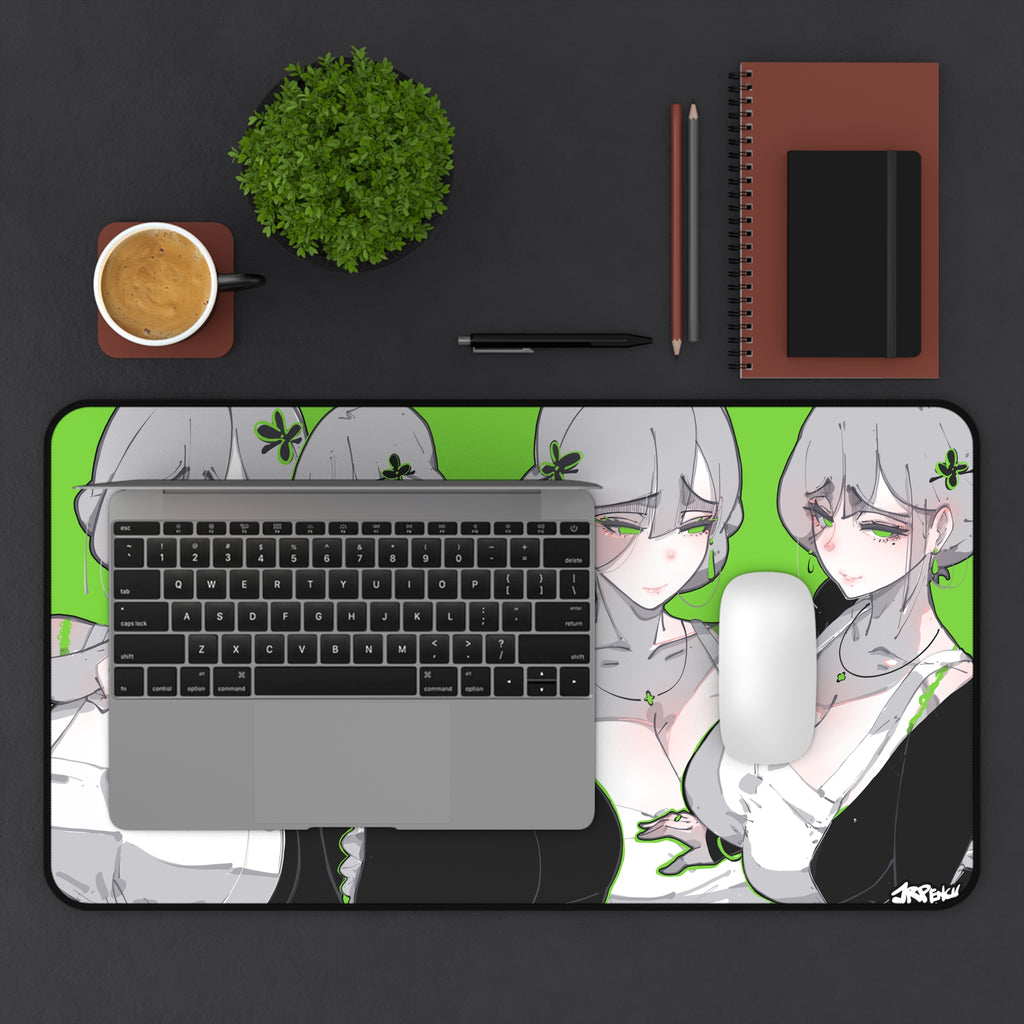 3159 - 绿壁纸 / green wallpaper v1 Desk Mat