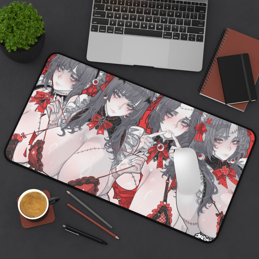 3420 - 红壁纸 / Red Wallpaper v2 Desk Mat