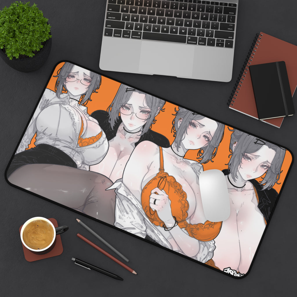 3380 - 橙壁纸 / Orange Wallpaper v1 Desk Mat