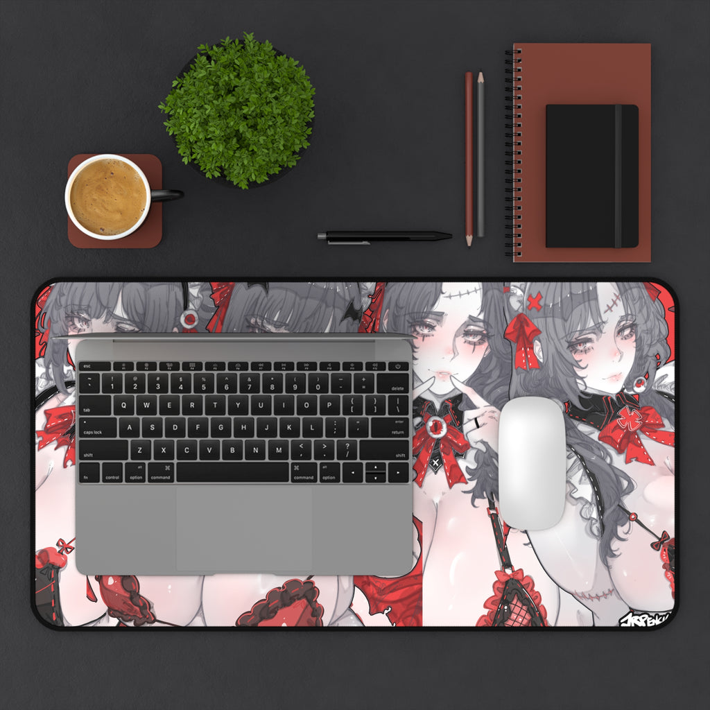 3420 - 红壁纸 / Red Wallpaper v2 Desk Mat