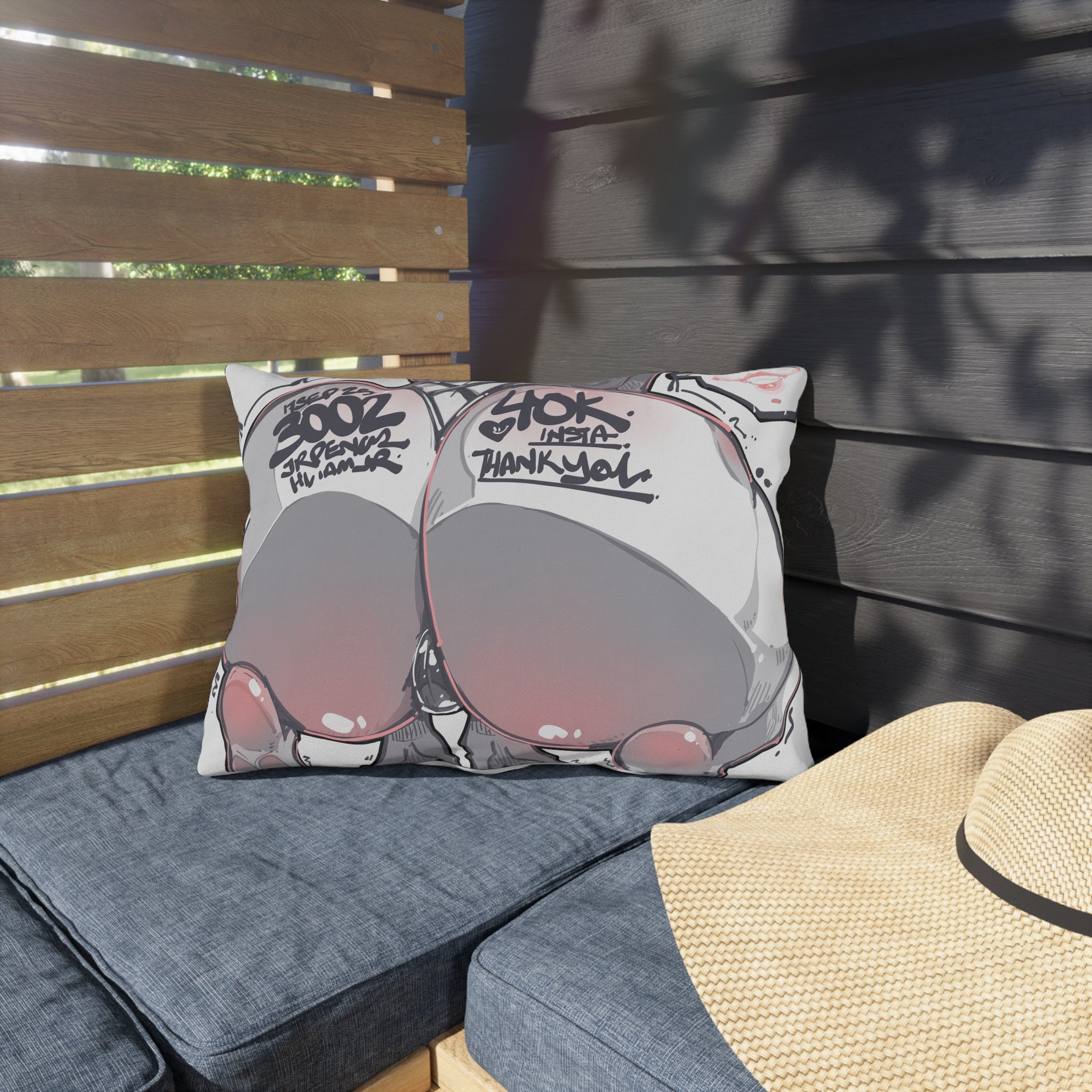 3002 - 癖谷抱枕 / Cake Pillows