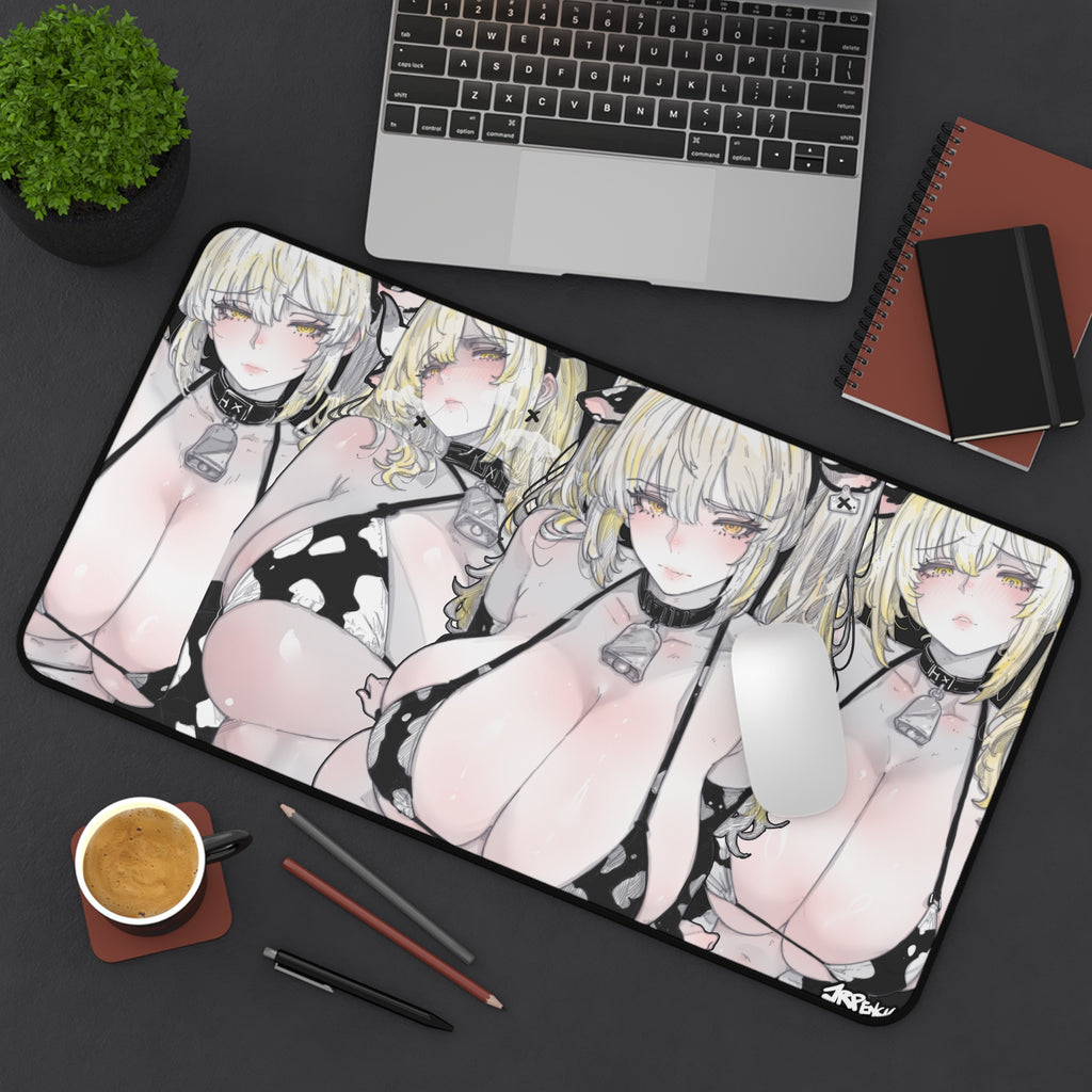 3375 - 黄壁纸 / yellow wallpaper v1 Desk Mat