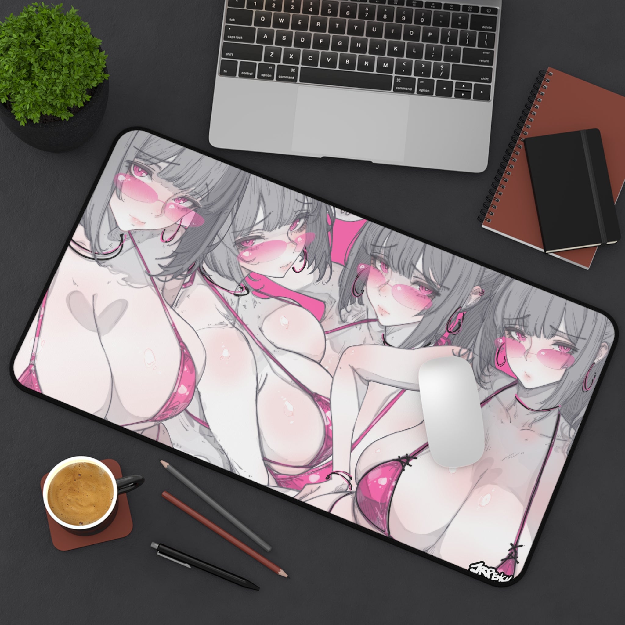 3340 - 粉壁纸 / pink wallpaper v1 Desk Mat