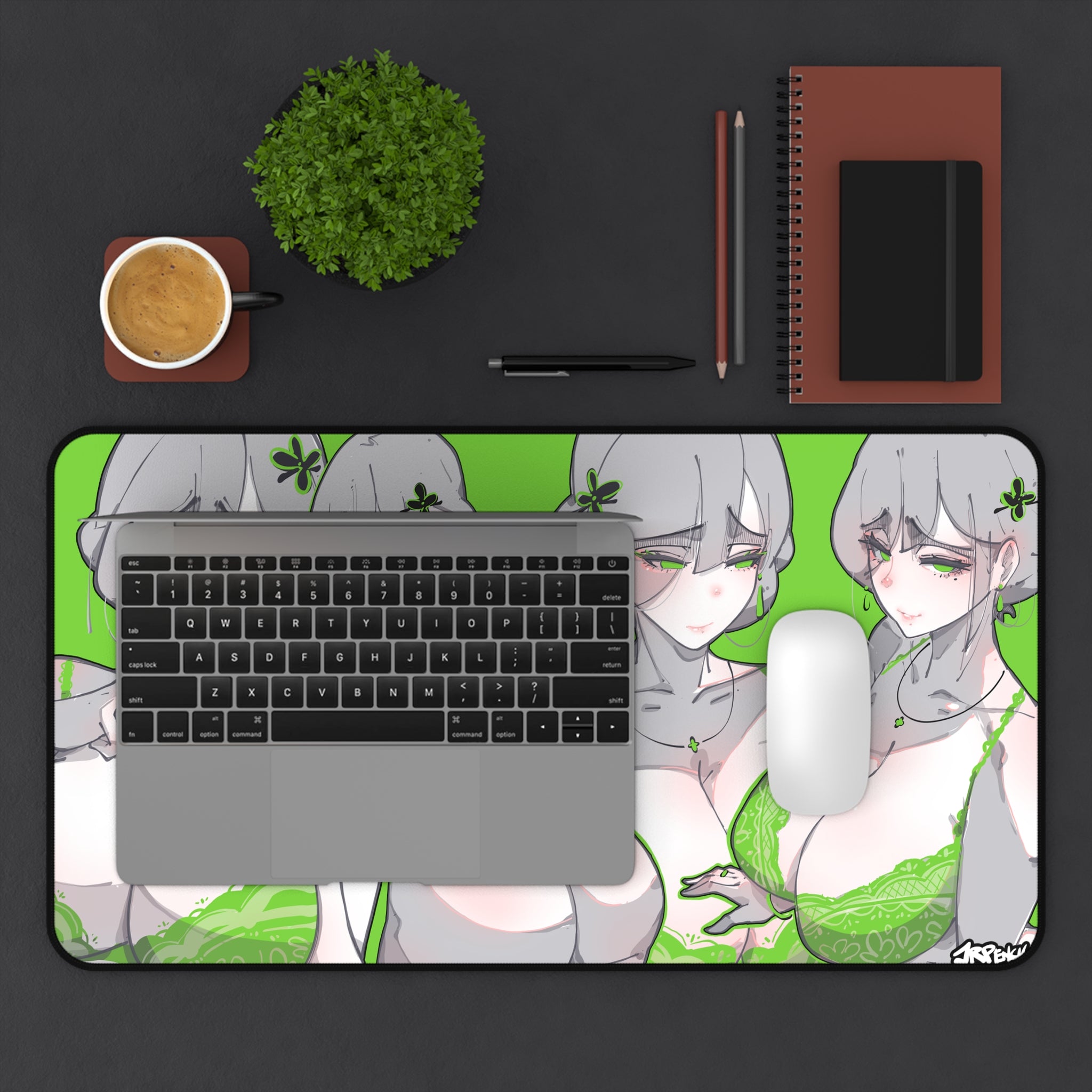 3159 - 绿壁纸 / green wallpaper v2 Desk Mat