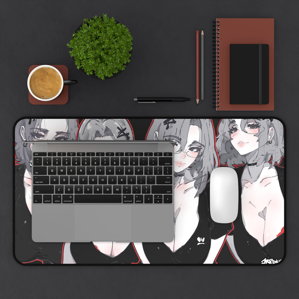 3257 - 红壁纸 / red wallpaper v1 Desk Mat